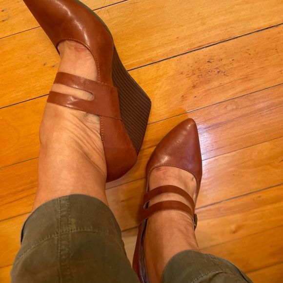 Kenneth Cole reaction wedge shoes - Picture 7 of 8